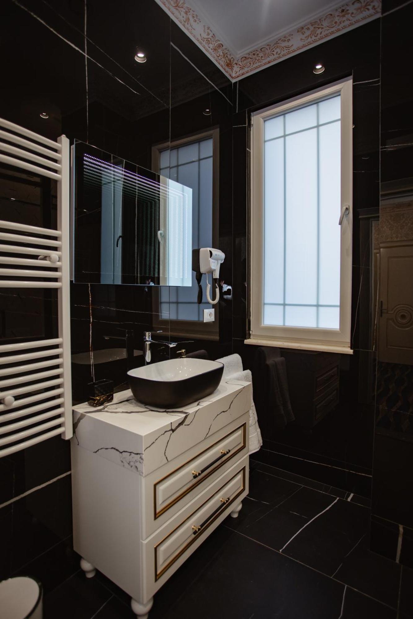 Ervini Boutique Hotel Shkodër 外观 照片