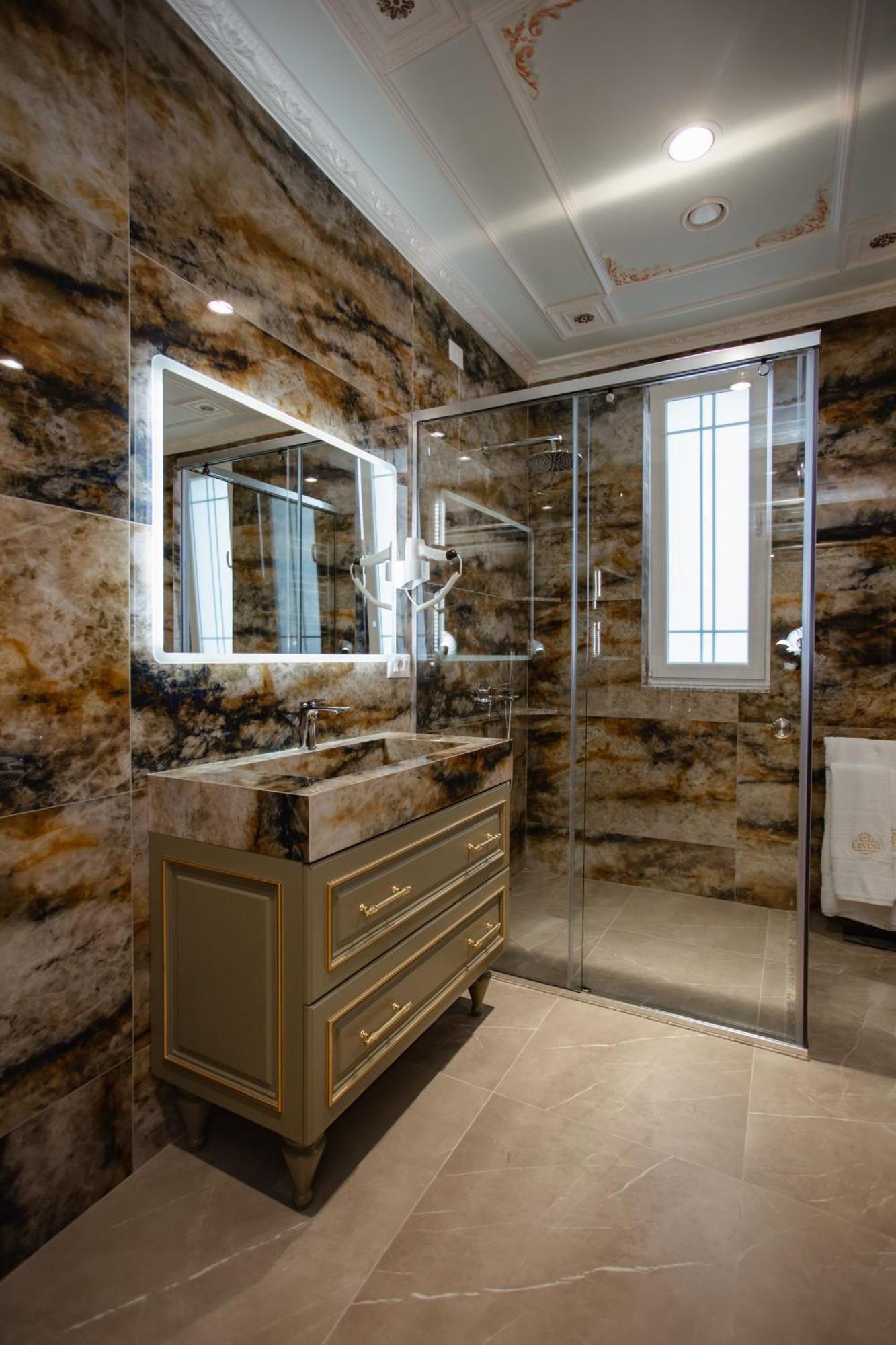 Ervini Boutique Hotel Shkodër 外观 照片